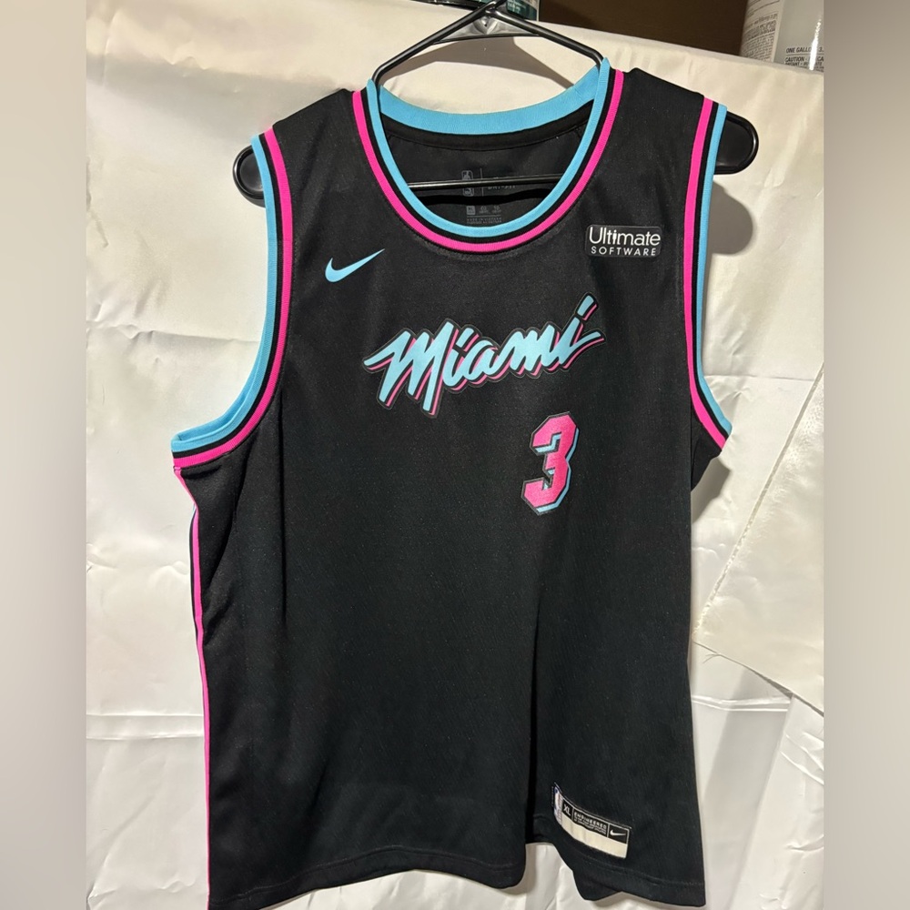 Nike Miami Heat Dwayne Wade Vice City Edition Basketball Jersey Size Kids XL